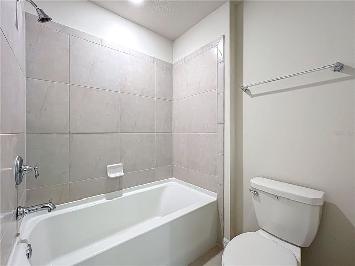 Image No.30-6 Bed House for sale