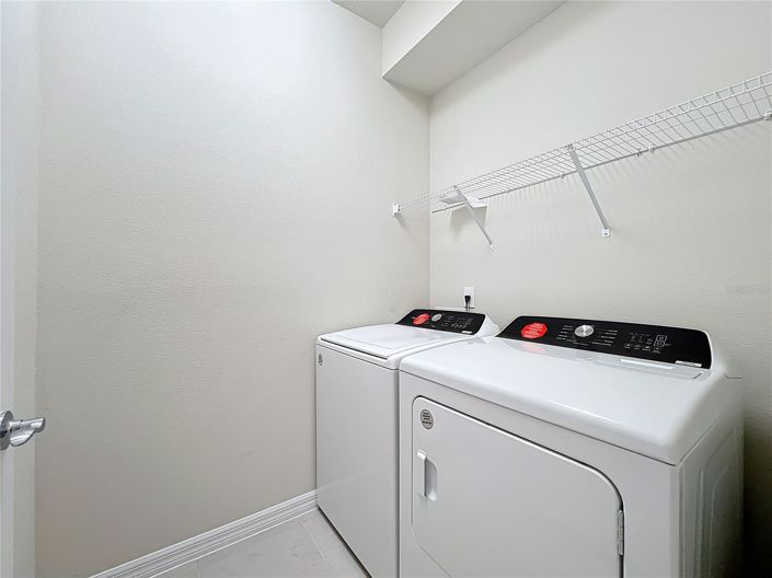 Image No.64-6 Bed House for sale