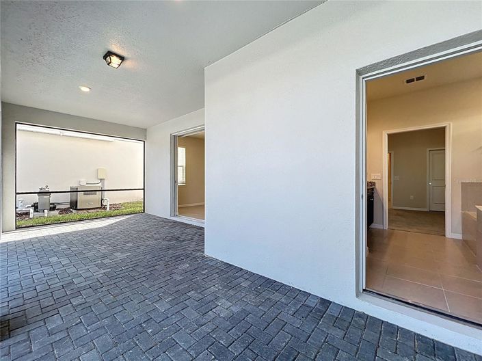 Image No.67-6 Bed House for sale