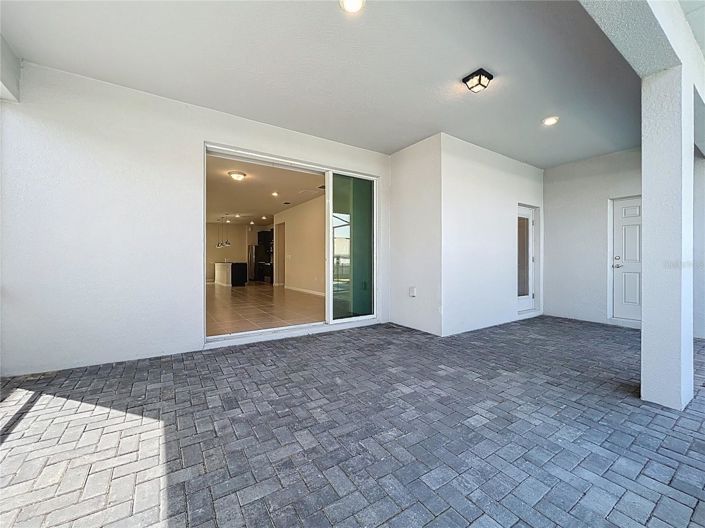 Image No.69-6 Bed House for sale