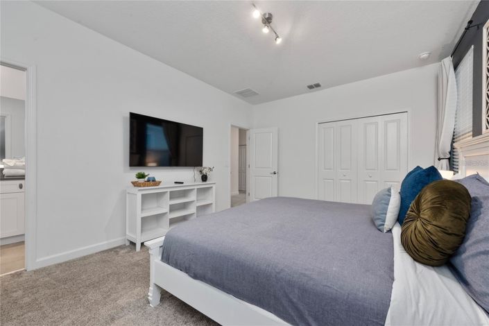 Image No.22-6 Bed House for sale