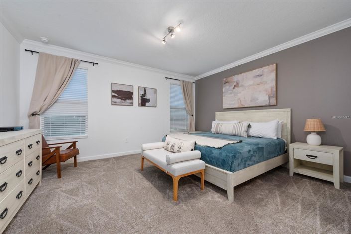 Image No.24-6 Bed House for sale