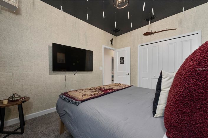 Image No.29-6 Bed House for sale