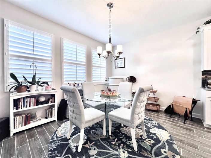 Image No.16-4 Bed House for sale