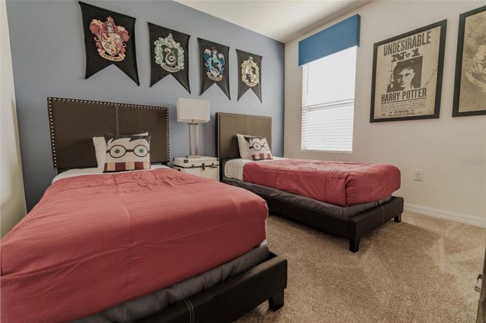 Image No.24-7 Bed House for sale