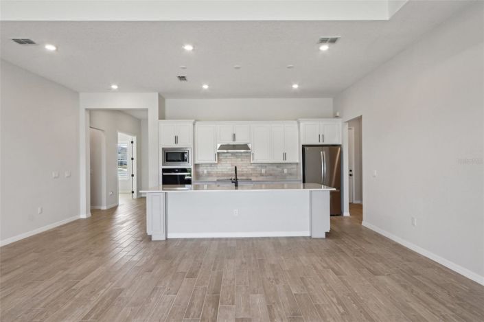 Image No.6-3 Bed House for sale