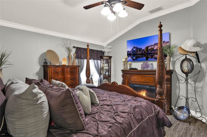 Image No.20-4 Bed House for sale