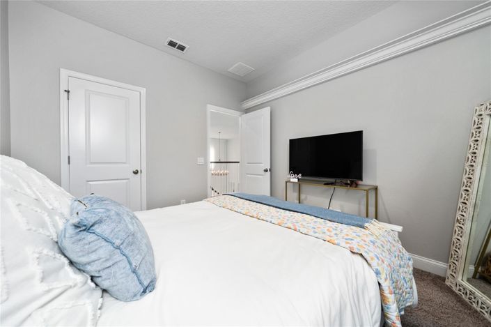 Image No.24-4 Bed House for sale