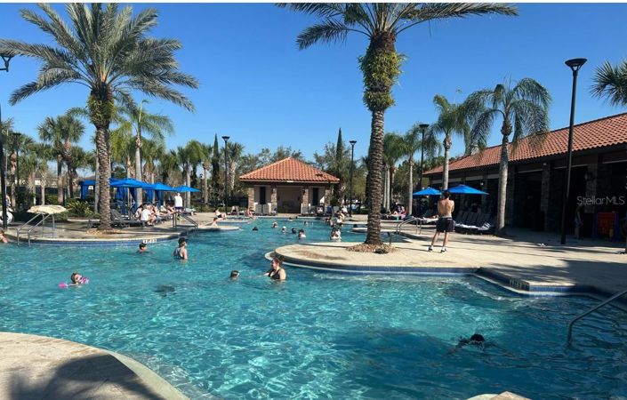 Image No.20-6 Bed House for sale