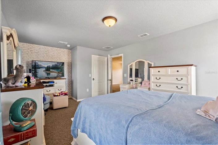 Image No.20-5 Bed House for sale