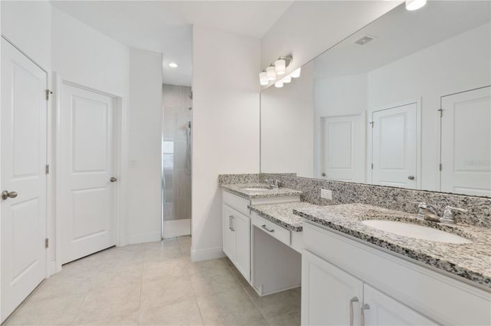 Image No.15-5 Bed House for sale