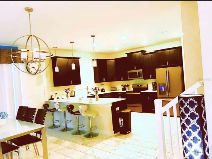 Image No.2-6 Bed House for sale