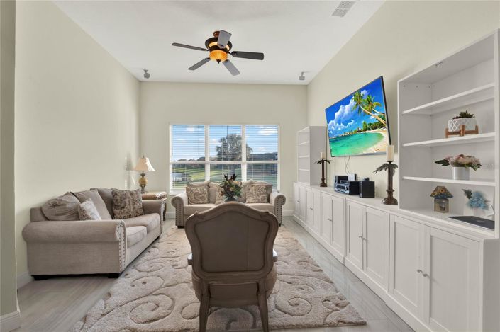 Image No.15-4 Bed House for sale