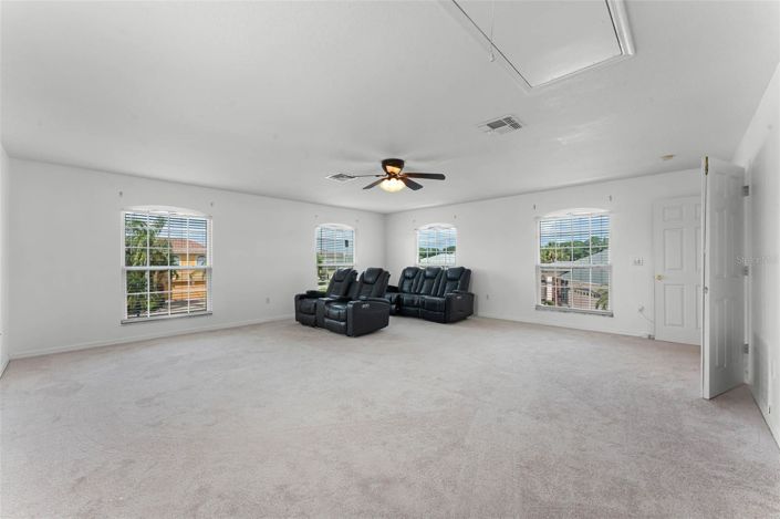 Image No.25-5 Bed House for sale