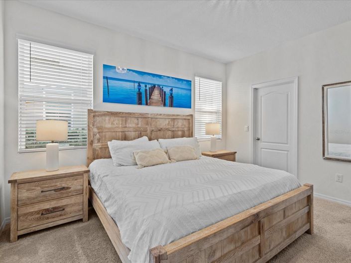 Image No.24-6 Bed House for sale