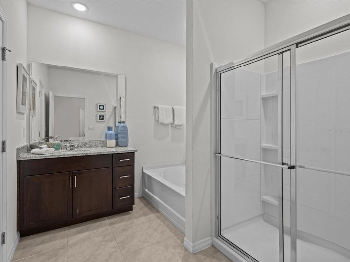 Image No.25-6 Bed House for sale