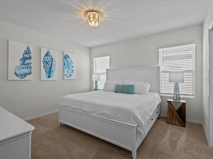 Image No.34-6 Bed House for sale