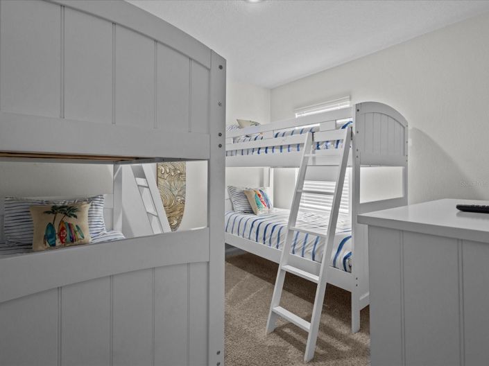 Image No.42-6 Bed House for sale