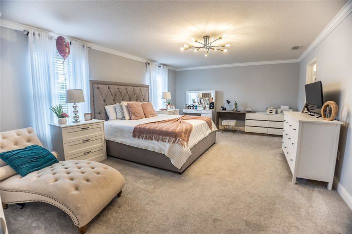 Image No.24-4 Bed House for sale