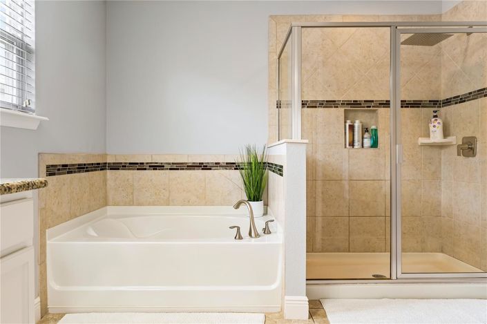 Image No.32-4 Bed House for sale