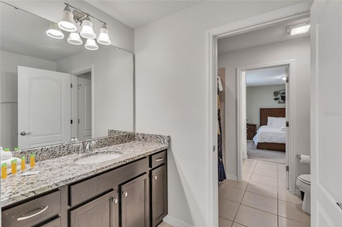 Image No.23-8 Bed House for sale