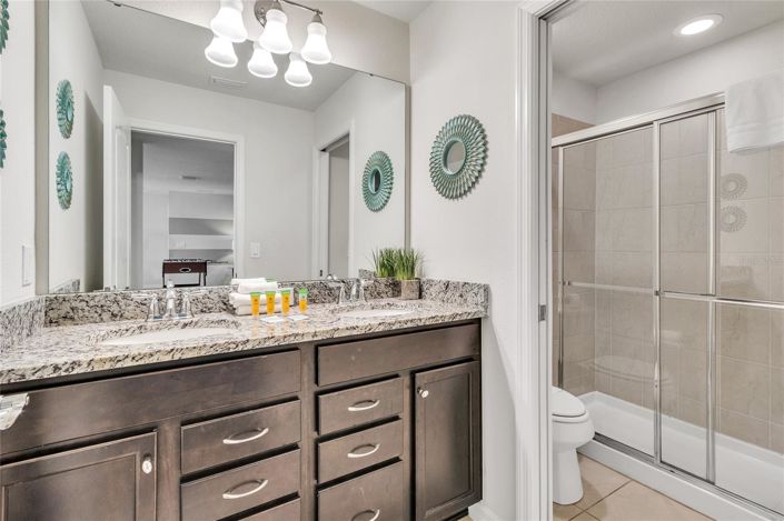 Image No.26-8 Bed House for sale