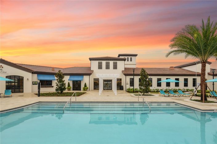 Image No.35-8 Bed House for sale