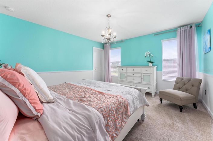 Image No.41-5 Bed House for sale