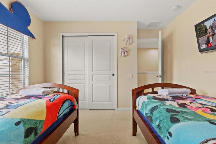 Image No.30-6 Bed House for sale