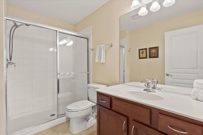 Image No.38-6 Bed House for sale