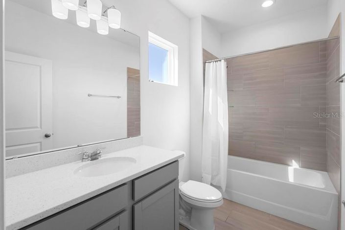 Image No.37-5 Bed House for sale