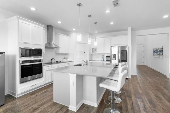 Image No.4-5 Bed House for sale