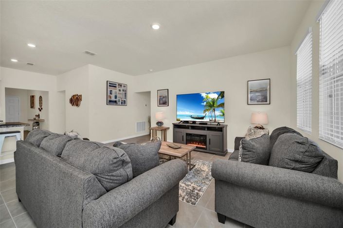 Image No.14-7 Bed House for sale