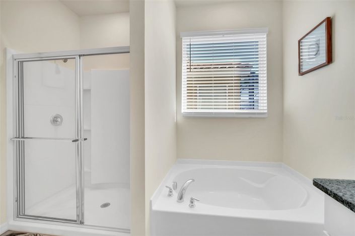 Image No.23-7 Bed House for sale