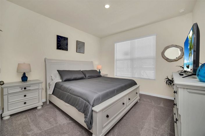 Image No.24-7 Bed House for sale