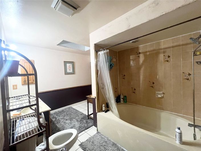 Image No.26-5 Bed House for sale