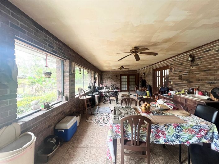 Image No.37-5 Bed House for sale