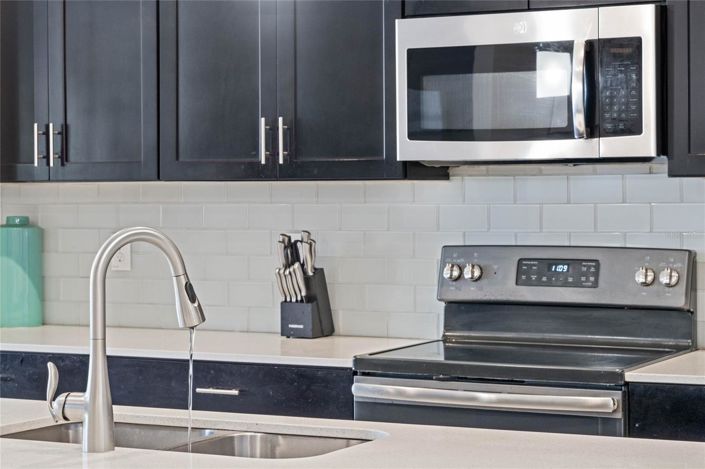 Image No.15-6 Bed House for sale