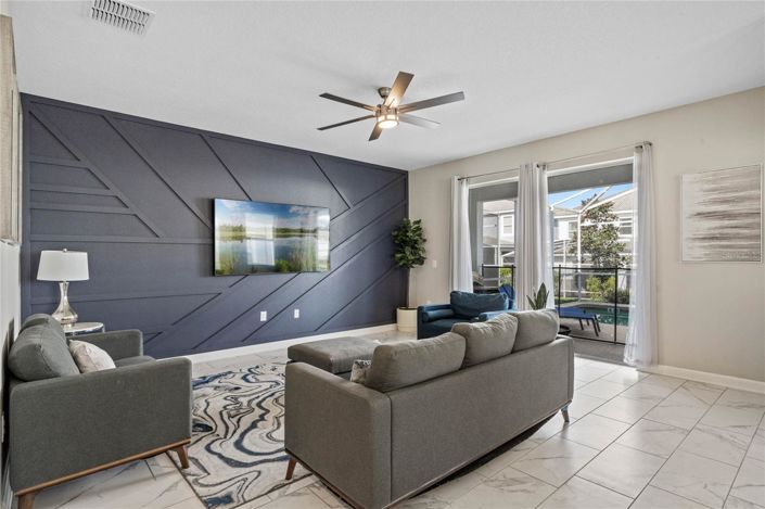 Image No.2-6 Bed House for sale