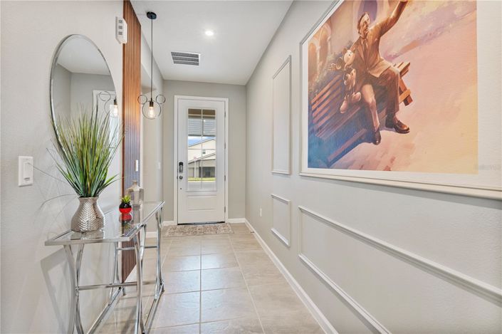 Image No.2-6 Bed Townhouse for sale