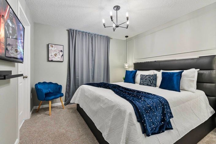 Image No.21-6 Bed Townhouse for sale