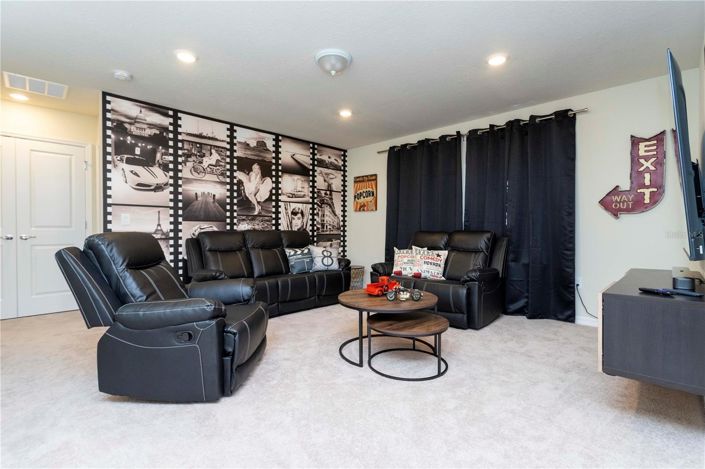 Image No.26-5 Bed House for sale