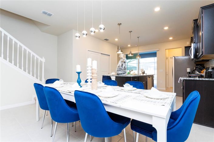 Image No.7-5 Bed House for sale