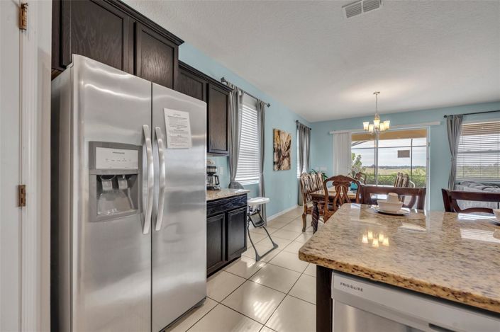 Image No.11-6 Bed House for sale