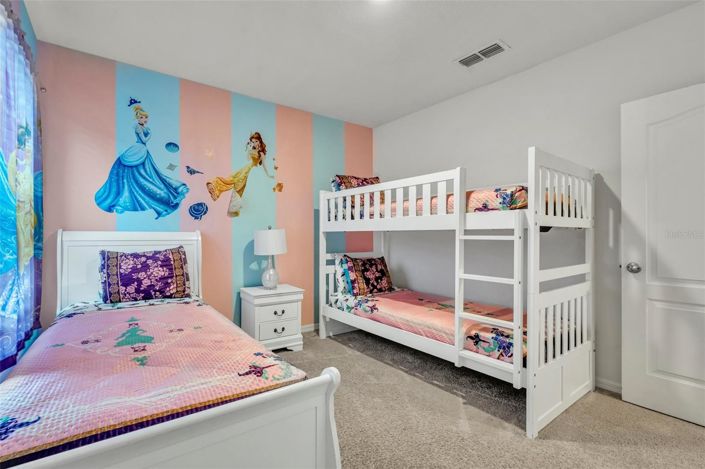 Image No.34-6 Bed House for sale