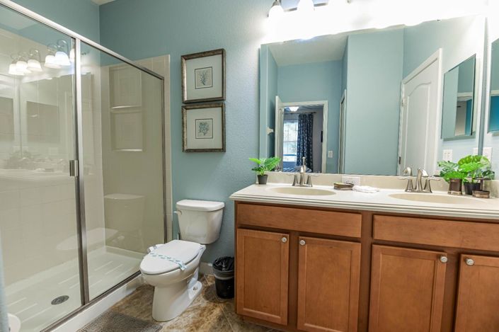 Image No.16-7 Bed House for sale