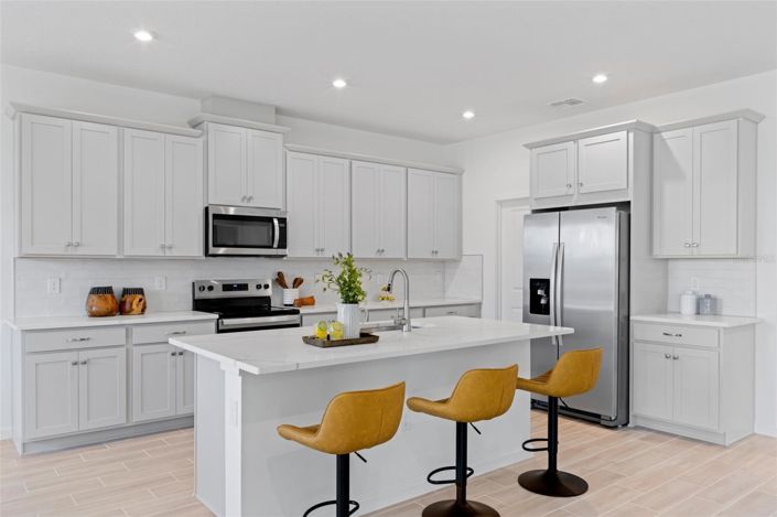 Image No.7-4 Bed House for sale