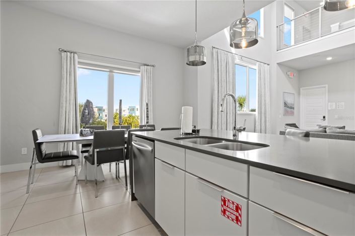 Image No.13-4 Bed Apartment for sale