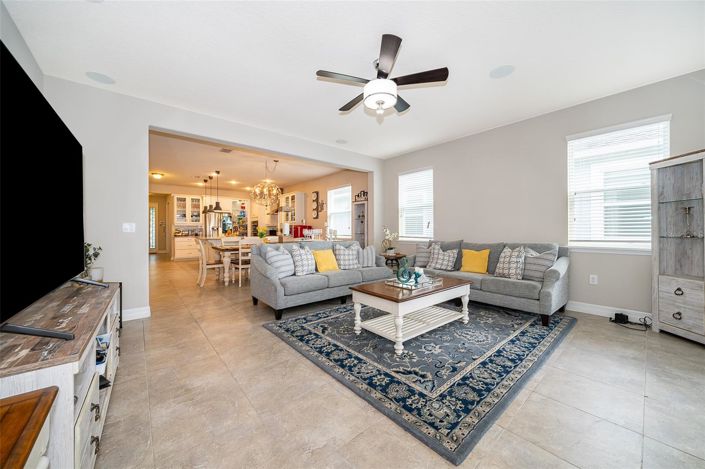 Image No.19-5 Bed House for sale