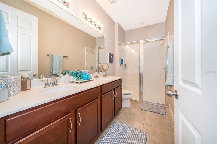 Image No.33-5 Bed House for sale